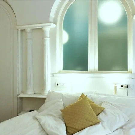 Secret Garden Borghese דירה